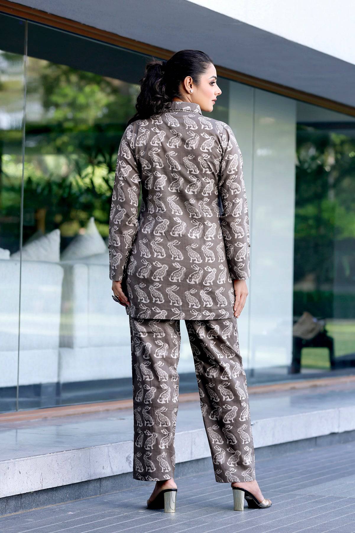 Rabbit Print Smart Grey color Coordset - Visramaa