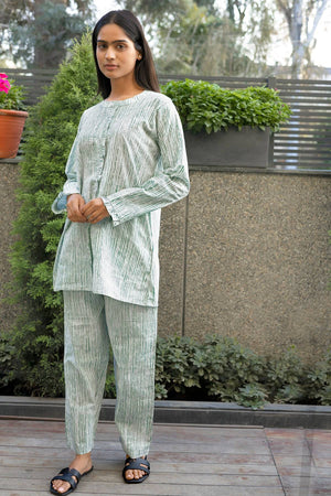 Frill Style Green Stripe Night Suit - Visramaa