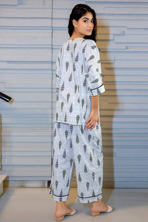 Leaf Print White Night Suit - Visramaa