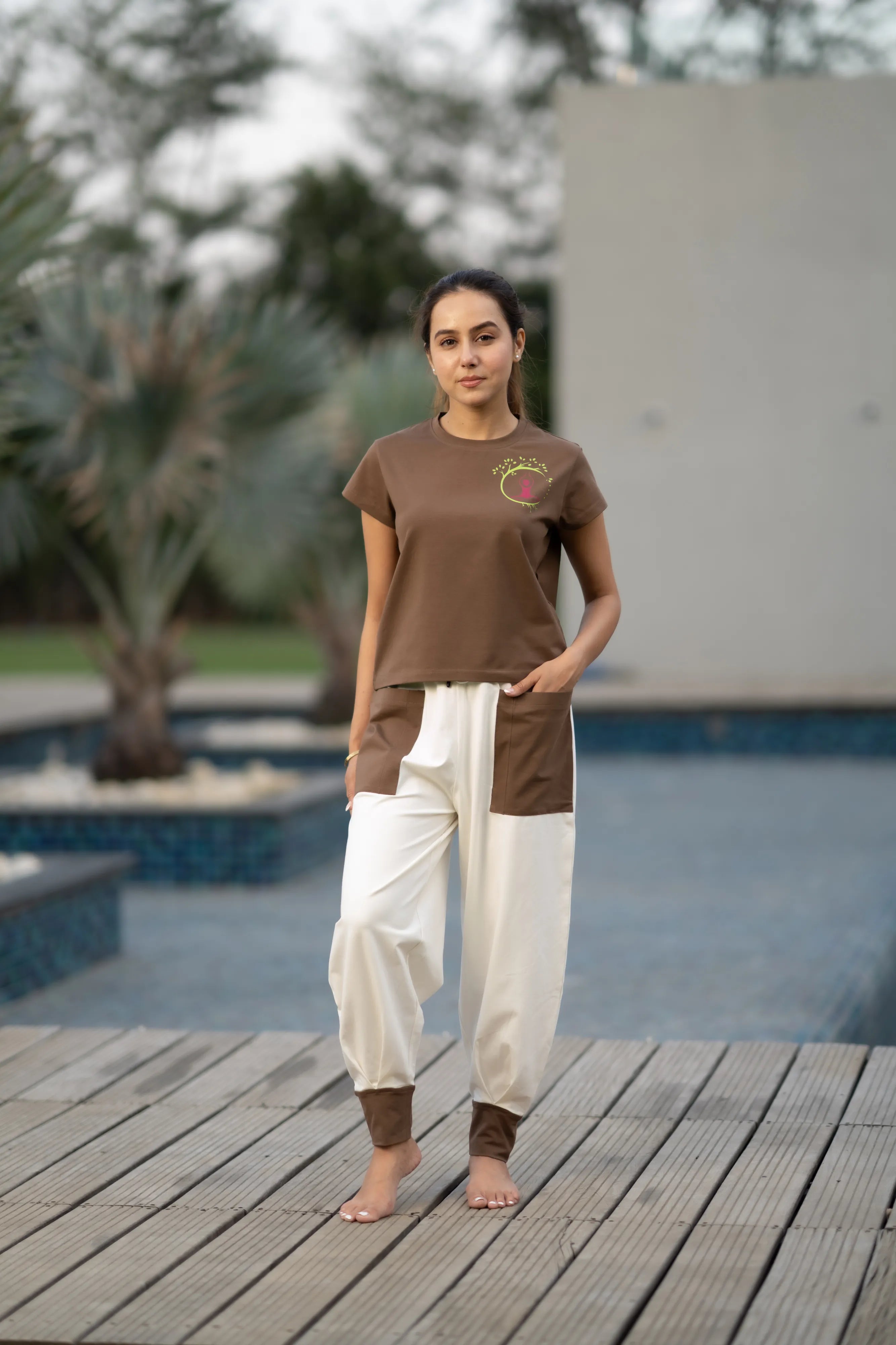 Earthy Brown & off white set