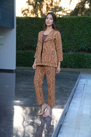 Mustard brown jacquard set - Visramaa