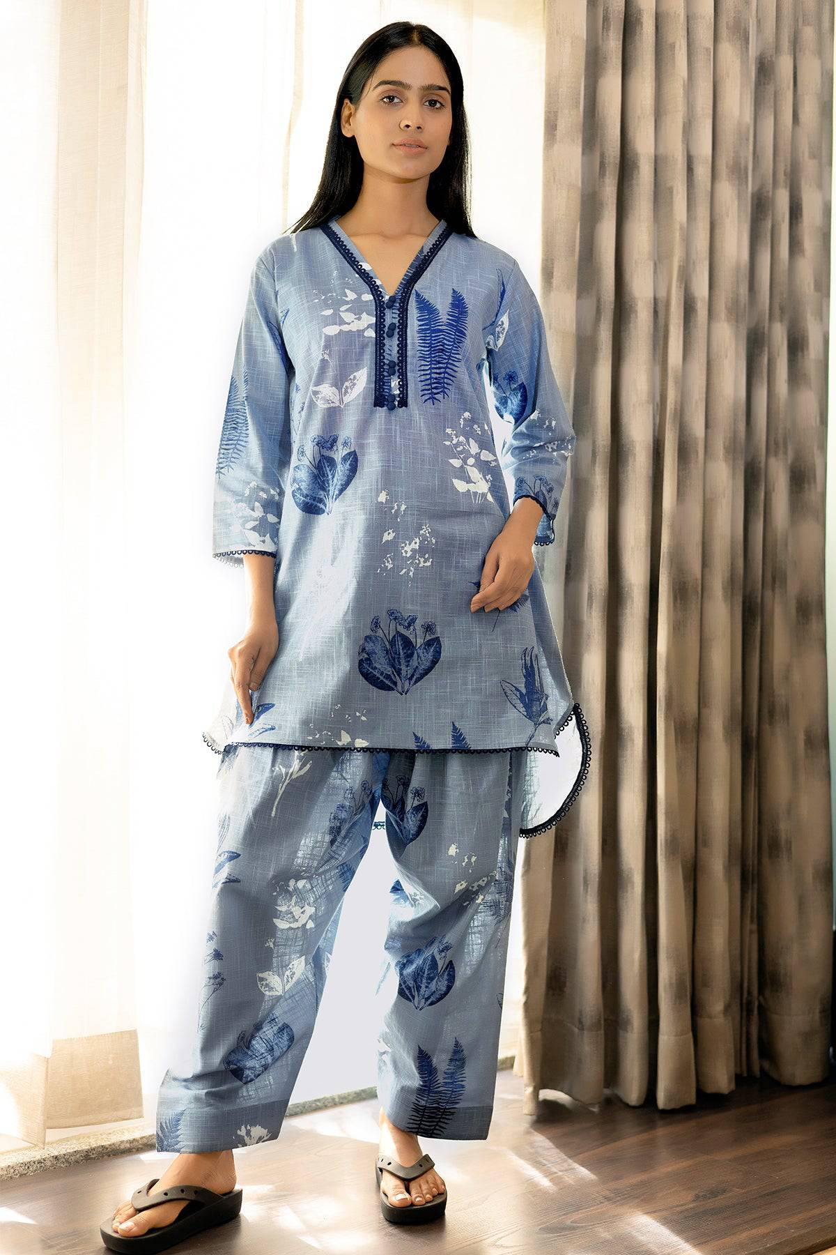 Blue & White Floral Print Coord Set - Visramaa