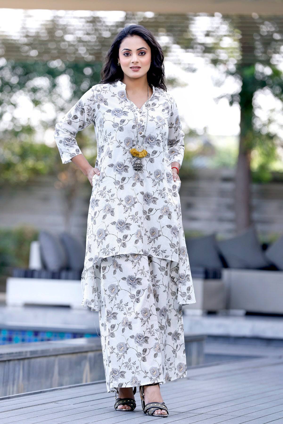 White-Grey Floral print Coordset - Visramaa