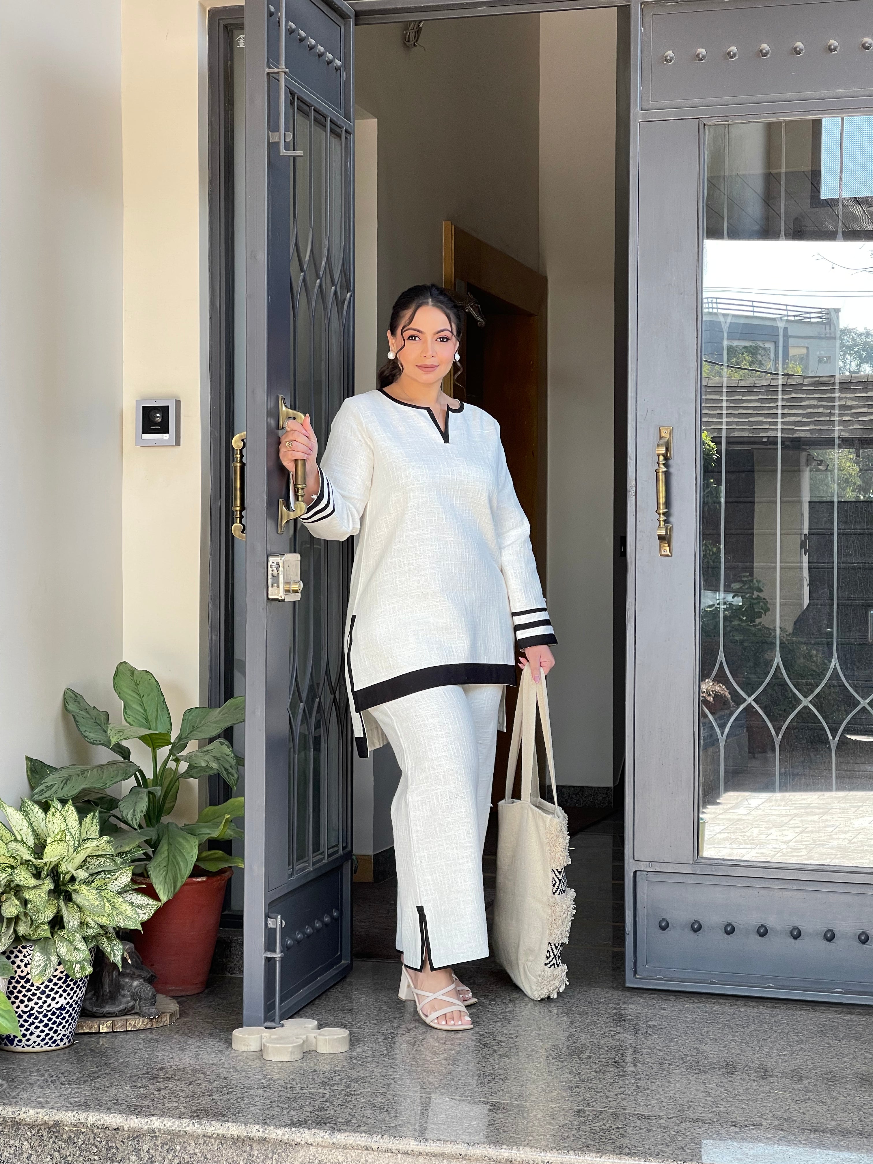White Jute Cotton Set - Visramaa