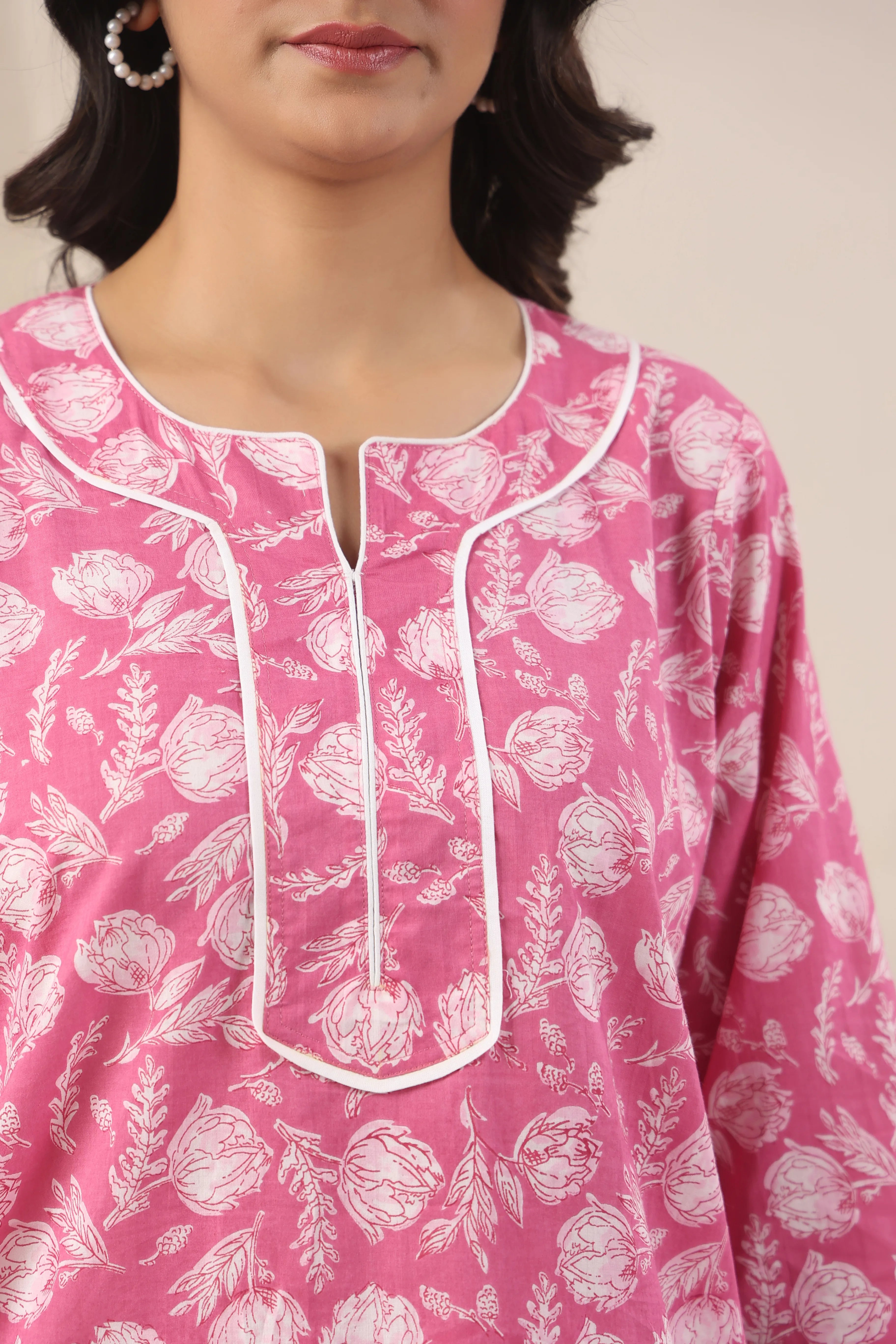 Pink & White Floral Print Night Suit - Visramaa