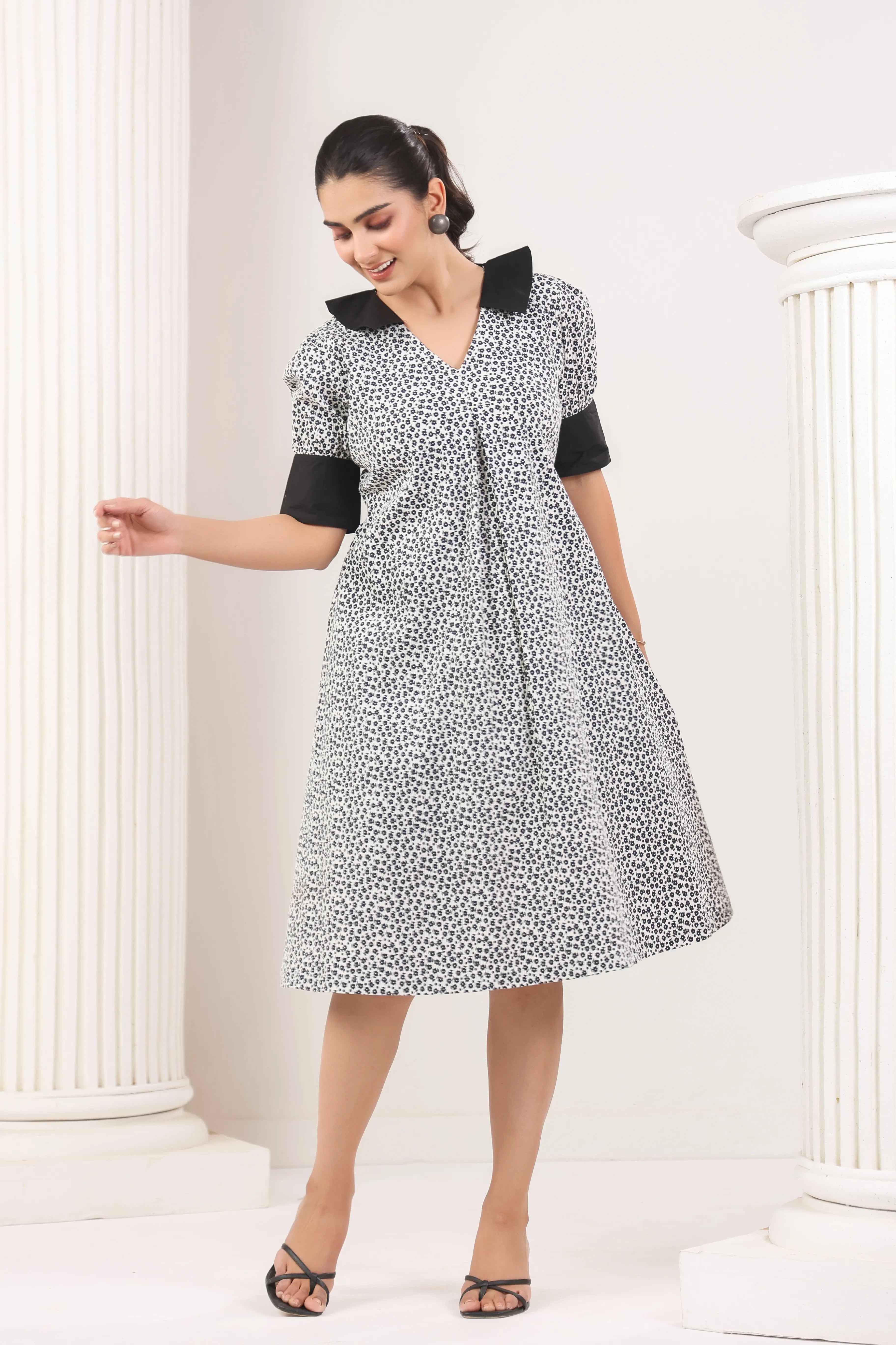 Black & White Floral Print Dress - Visramaa