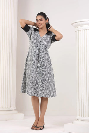 Black & White Floral Print Dress - Visramaa