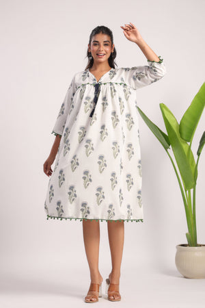 White block printed cotton dress - Visramaa