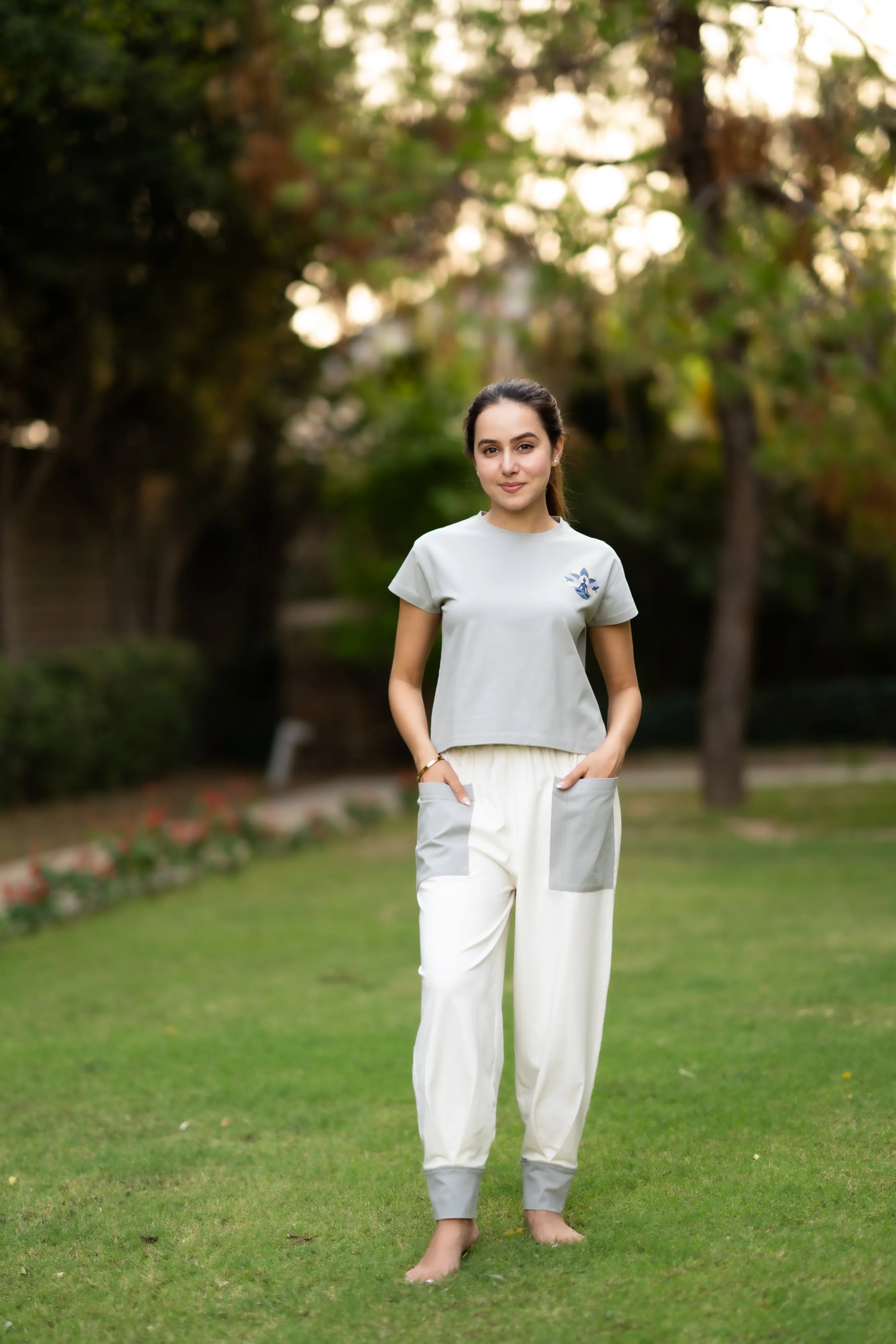 Cloudy grey crop top yoga set
