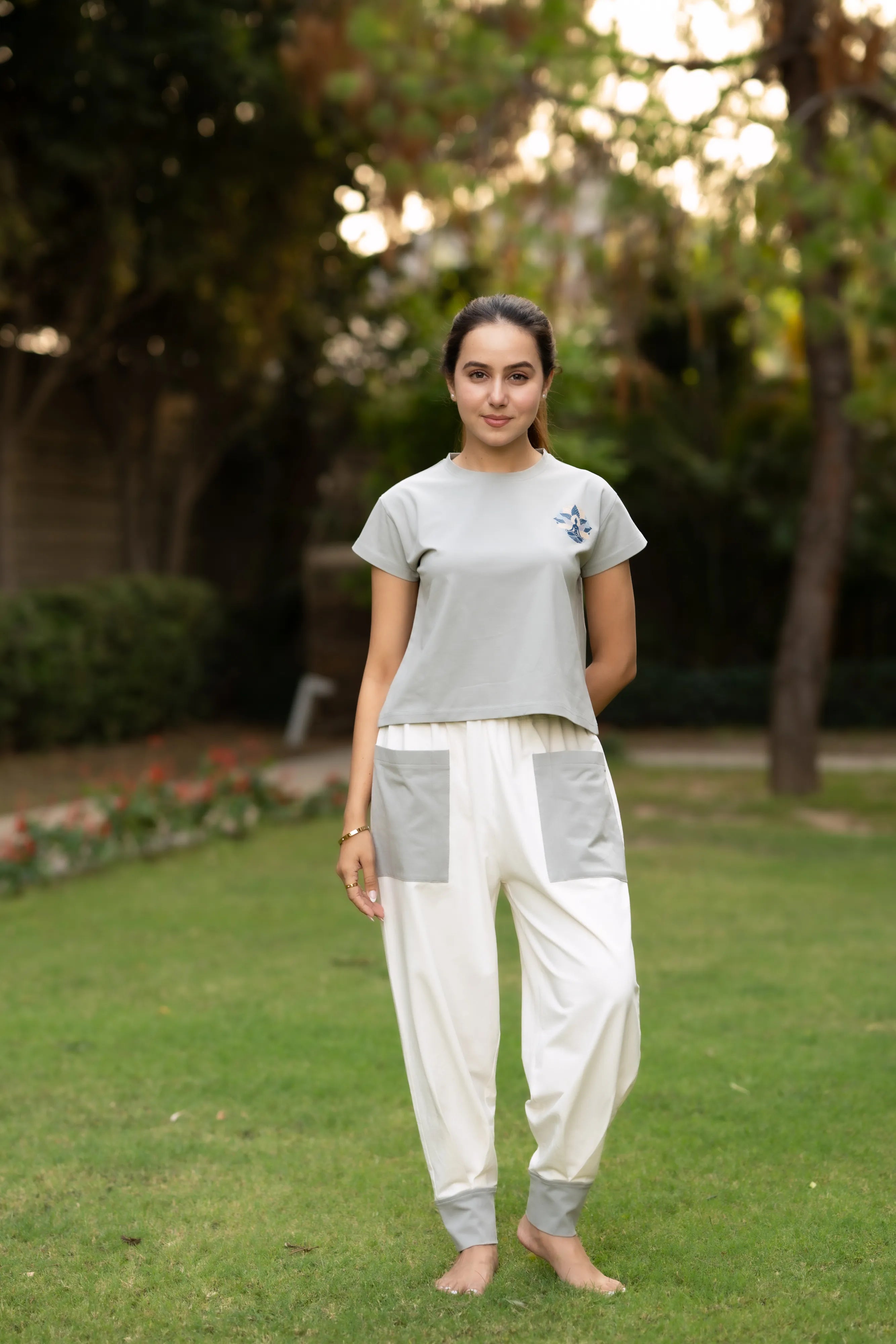 Cloudy grey crop top yoga set