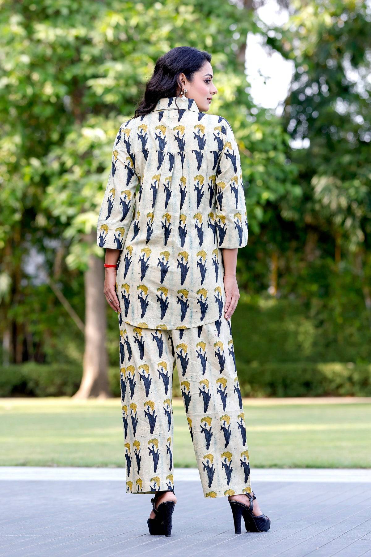 Beige Printed Smart Coordset - Visramaa